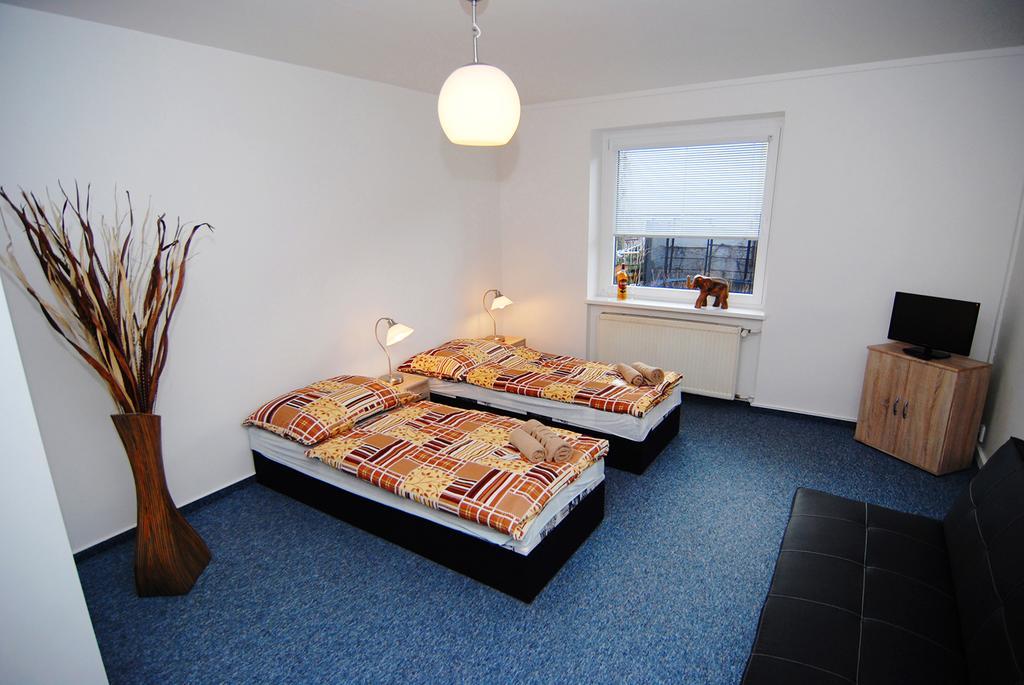 Apartmany Chodov Prague Room photo